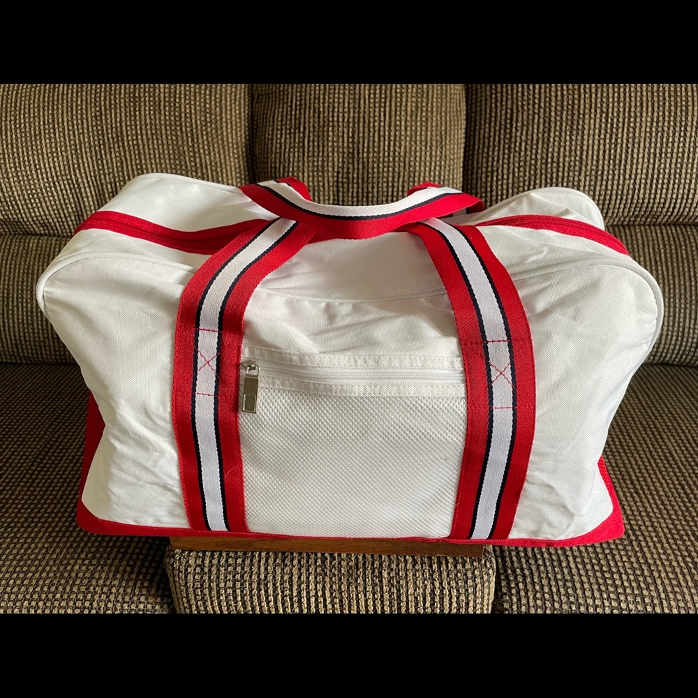 White, Red, Blue Full Size Tommy Hilfiger Weekender 🧳